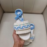 صندل مکرومه زنانه پینترستی بنددار مرواریدی | سندل زنانه مکرومه پینترستی بند دار  آبی و طوسی لایت | ارسال فوری